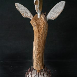 Audriaus Merkio skulptūra Angelas ant vinių